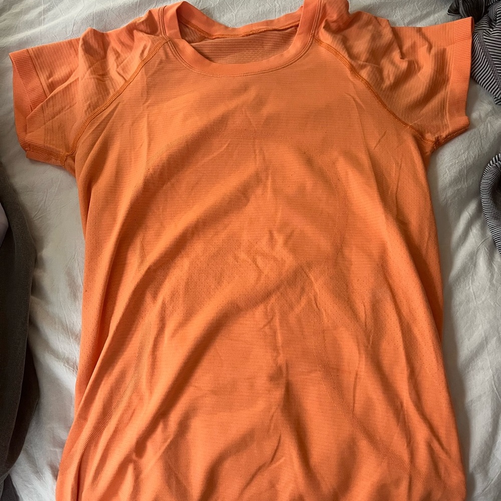 COPY - Lululemon Swiftly Tech Short-Sleeve shirt 2.0
